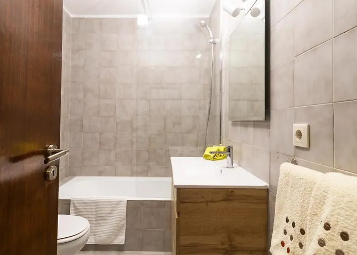 Apartament Charmy Engenheiro Antonio Costa Reis *